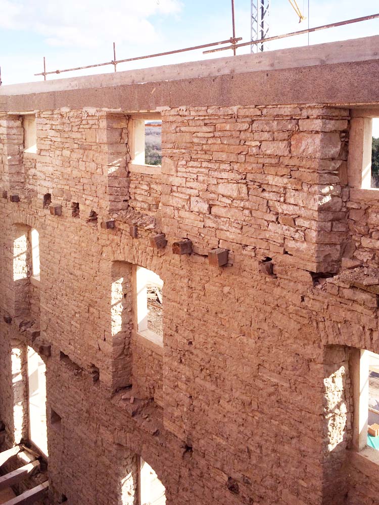 History-Story-of-the-Estate-Casa-Ceppi-renovations-wall